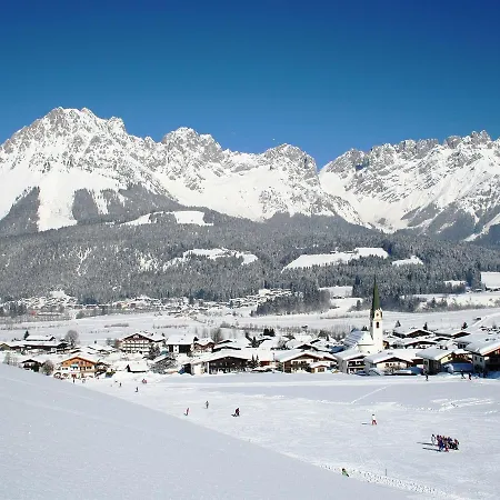 Lägenhet With Balcony In Brixen In Thale Tyrol *
