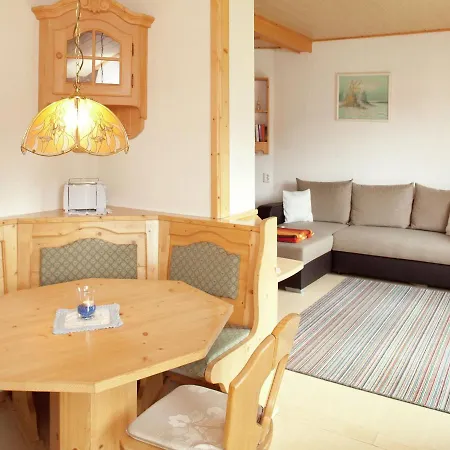 Apartament With Balcony In Brixen In Thale Tyrol